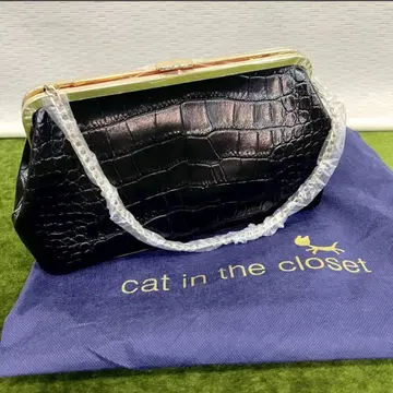 cat in the closet 핸드백 악어 엠보싱 체인