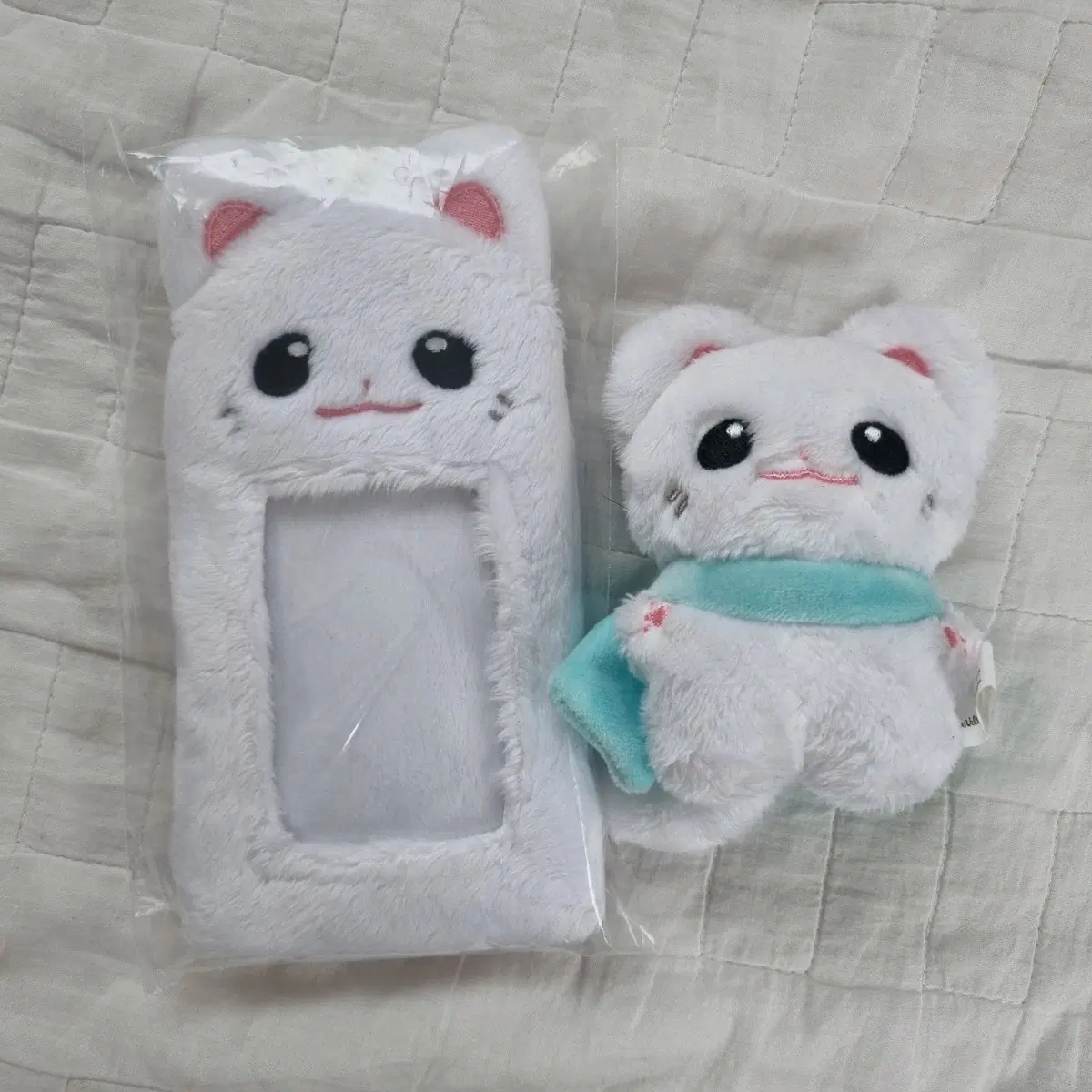 몬스타엑스 형원 인형 포카홀더 채냥 비공굿
