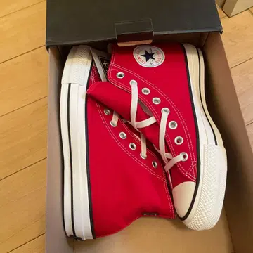 Converse Chuck Taylor GORE-TEX Red 25cm