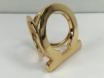 새상품급 살바토레 페라가모 Ferragamo 스카프링 간치니