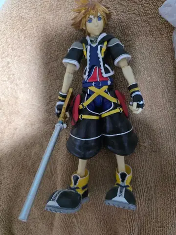 킹덤하츠 2 플레이 아츠 소라 피규어 figure figma