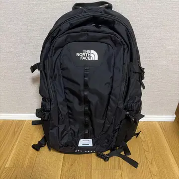 새상품급 THE NORTH FACE HOT SHOT 백팩 블랙