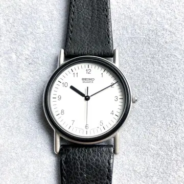 레어 데드스탁 SEIKO 세이코 샤리오 9021-6010 손목시계