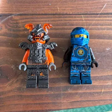 LEGO 니냐고 미니 피규어 2체 세트