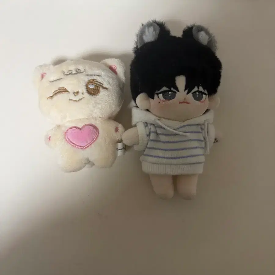 투바투 인형 팔아요