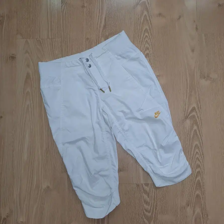 여성 나이키 7부 팬츠 M