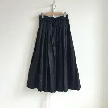 Gauze# 거즈 린넨 턱 롱 스커트 BLACK