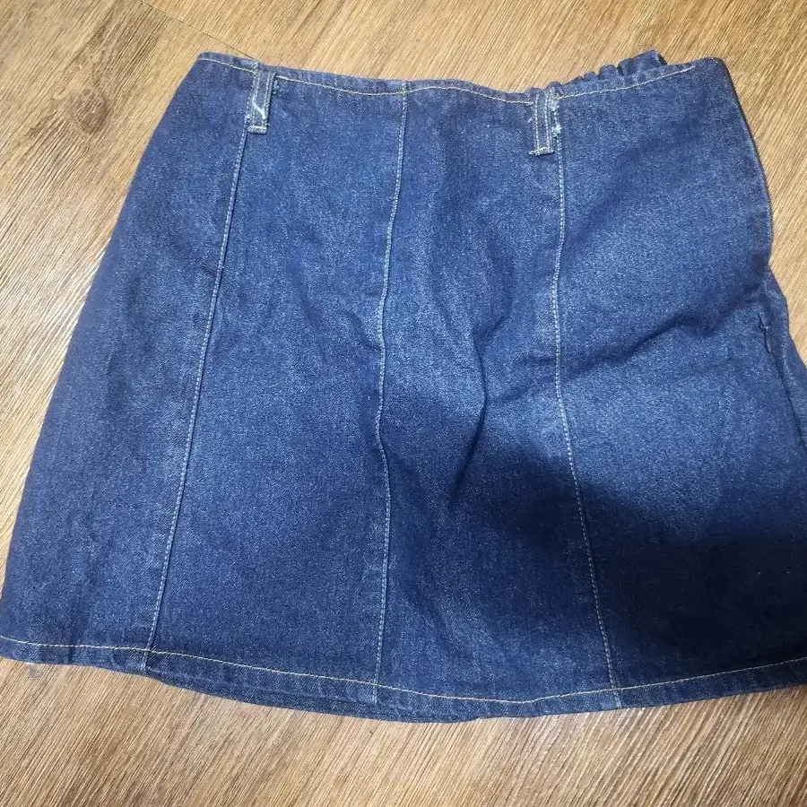 청뒷밴딩스커트