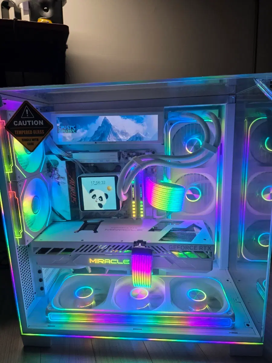 라이젠7 9800X3D RTX5080 화이트 서멀라이트PC 신품 고급