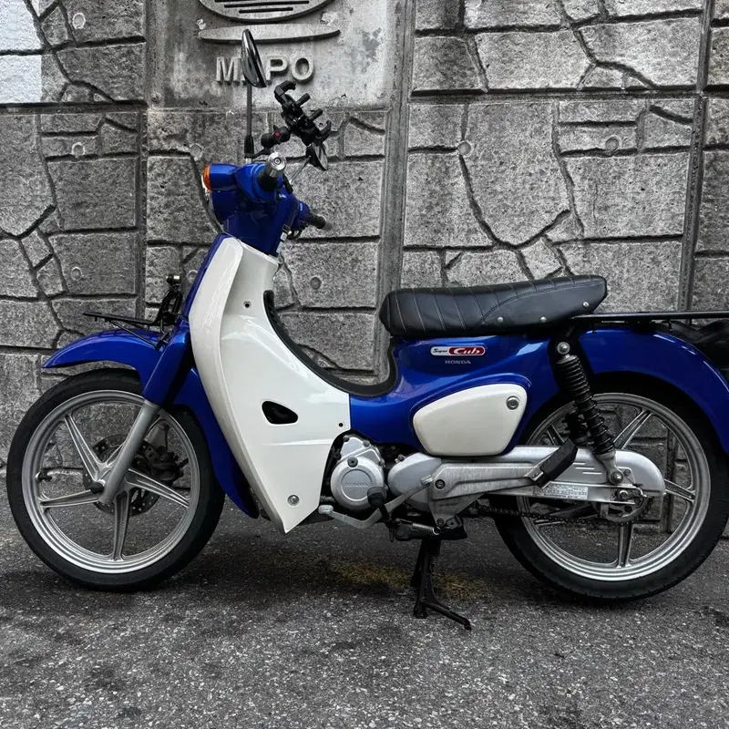 혼다 슈퍼커브 21년식 65,800km (배달용 아님)
