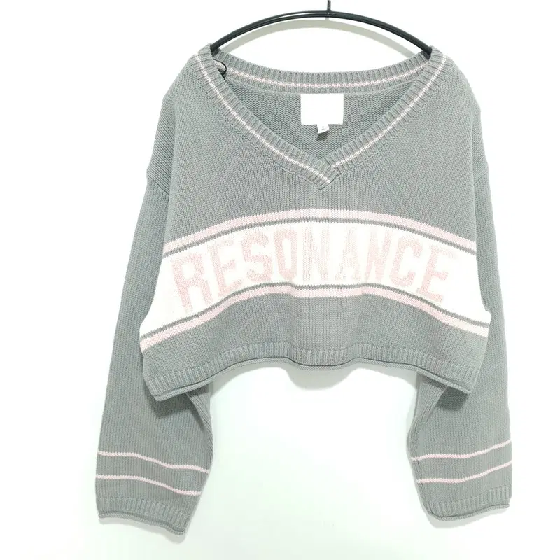 H&M 브이넥 레터링 크롭 가디건 L_M2276