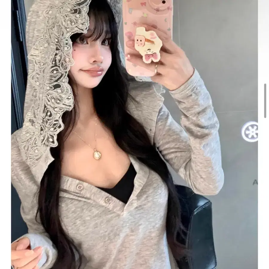 쿨냉감재질 단추긴팔티 데이트룩 후드긴팔티 미사보같은 모자가 포인트