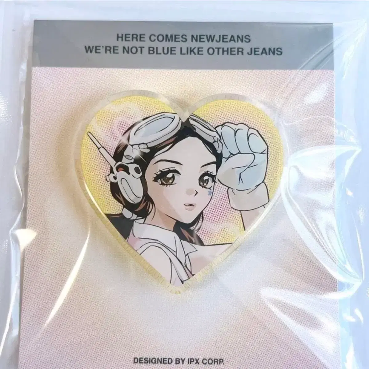 [최저가 미개봉 새제품] 뉴진스 겟업 하트 그립톡 다니엘