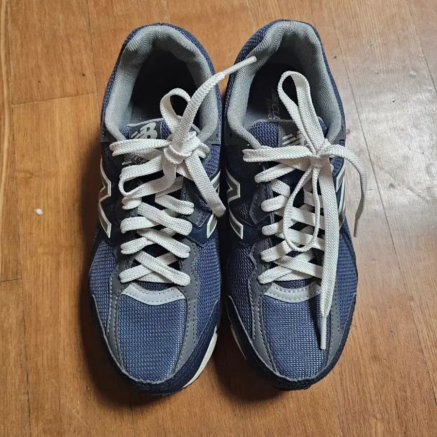 뉴발란스480 v5 235