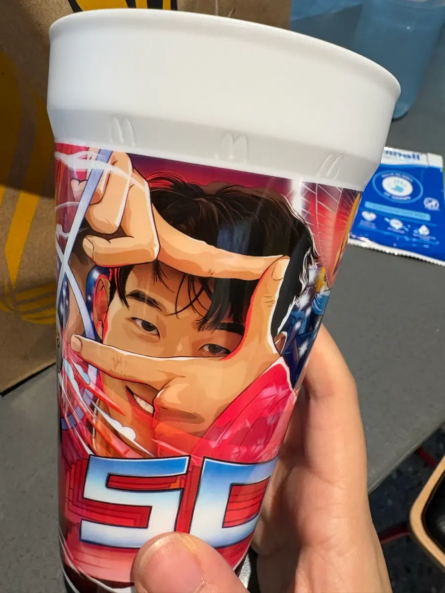 맥도날드 손흥민 컵