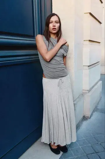ZARA 그레이 플레어 스커트 허리 셔링 L 사이즈