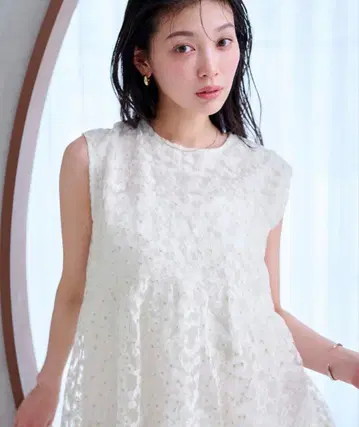 ur's 플라워 레이스 시어 블라우스
