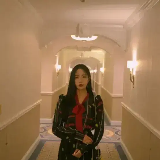 팜므뮤즈 스트라이프 플로럴 리본 타이 원피스