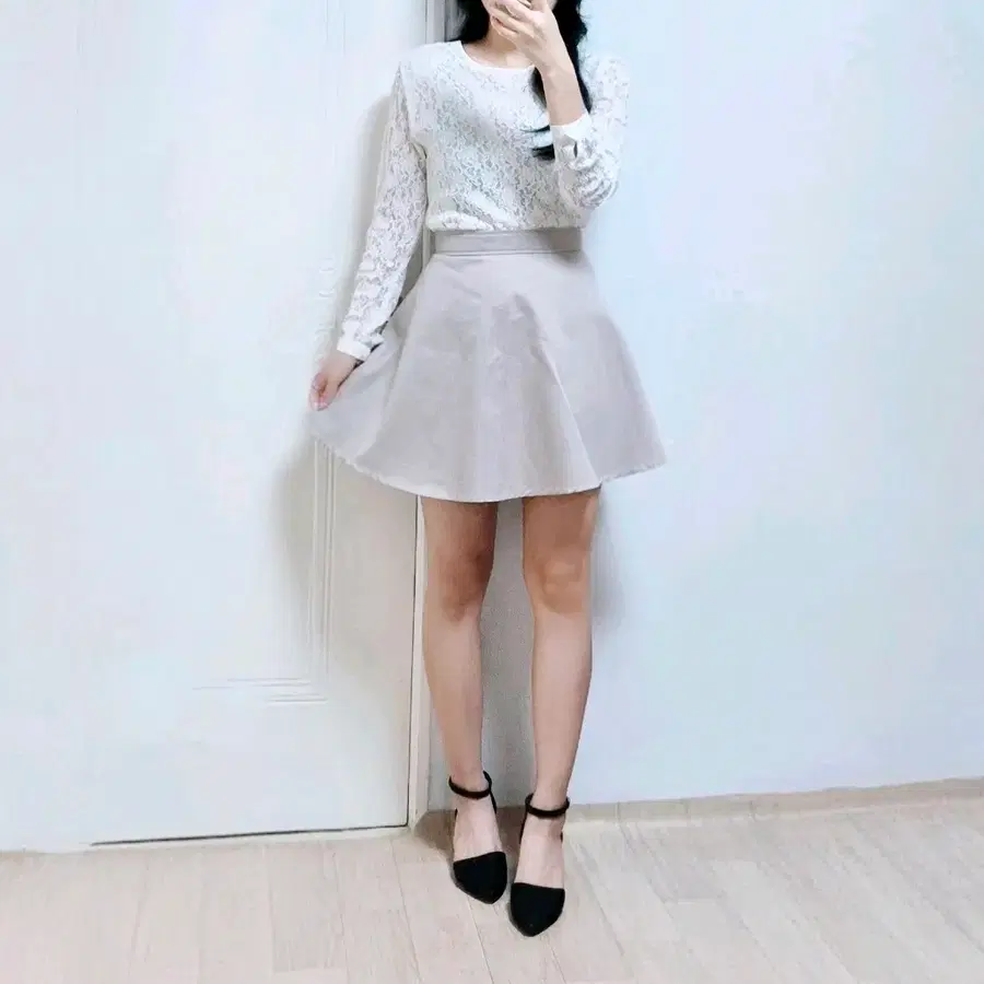 ROMANEE 플라워 레이스 블라우스