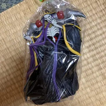 오버로드 아인즈 울 고운 피규어