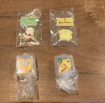 산리오 가챠가챠 키링 4개 세트 포차코 폼폼푸딩 한교동