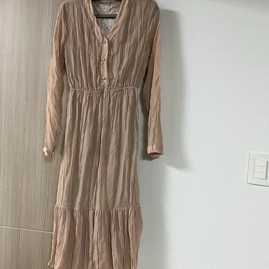 긴팔 시스루 원피스 베이지