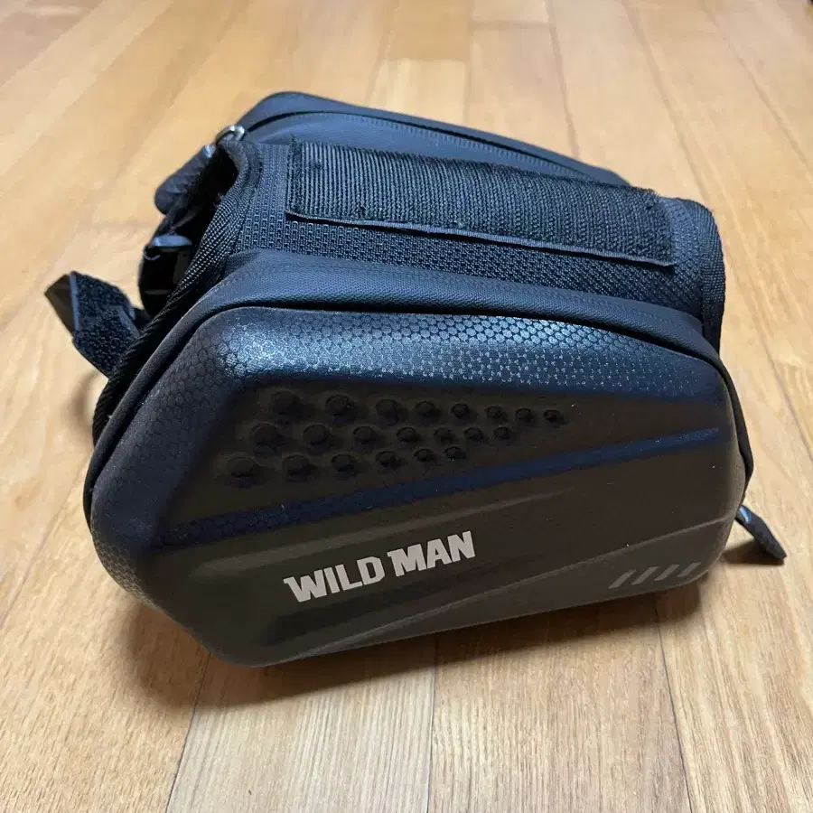 WILD MAN 자전거 프레임 가방 블랙