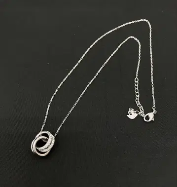 SWAROVSKI 스와로브스키 인터로킹 서클 목걸이