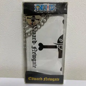 초레어 ONE PIECE 원피스 체인 포함 장지갑 화이트