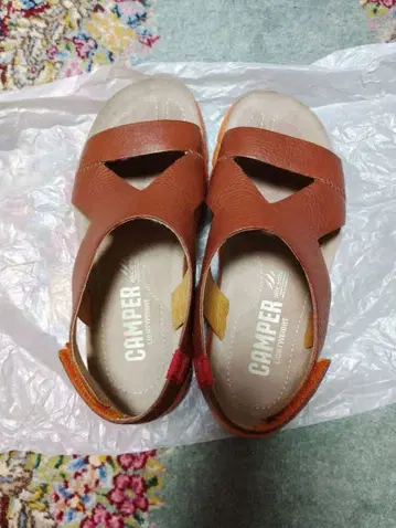 가격 인하!! CAMPER 샌들 브라운 오렌지