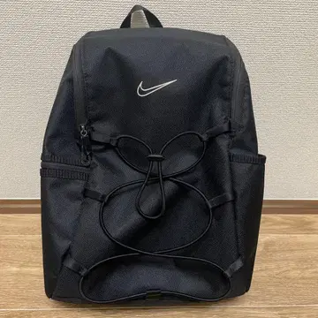 [ 새상품급 ] NIKE 원 우먼 트레이닝 백팩 블랙