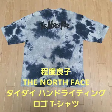 THE NORTH FACE 타이 다이 핸드 라이팅 로고 T-셔츠