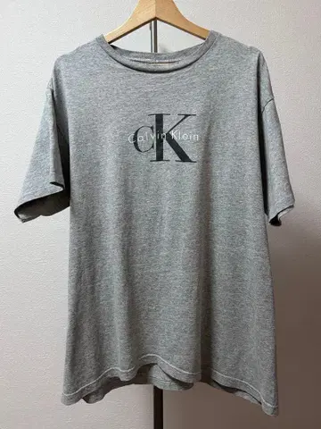 90s USA제 캘빈클라인 CK 로고 T셔츠 L-XL 그레이 싱글