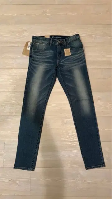 [ 미사용 새상품 ] Levi's 보이프렌드 스키니 청바지 27 x 32