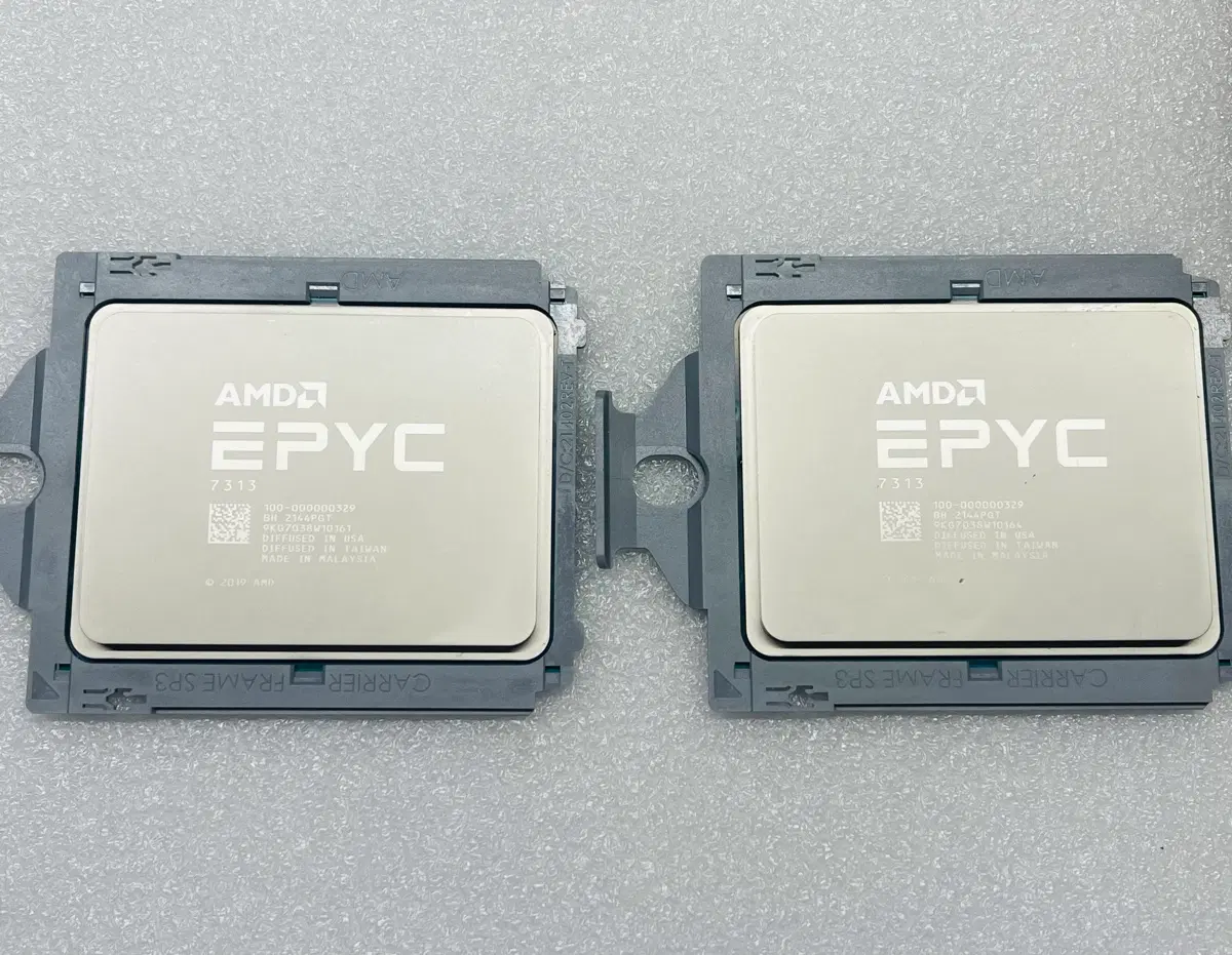 AMD. EPYC7313