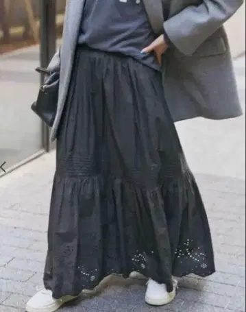 최종 가격 인하 스픽 앤 스팬 자수 레이스 스커트 38