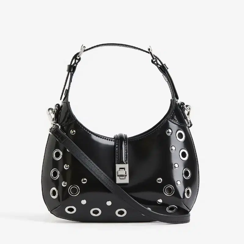 (새상품)H&M 블랙 광택 크로스바디 백