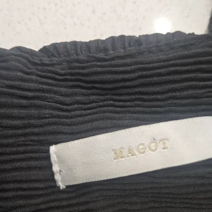 MAGOT 블랙 텍스처 원피스