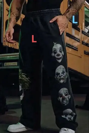 Youngla Joker 스웨트 팬츠 블랙