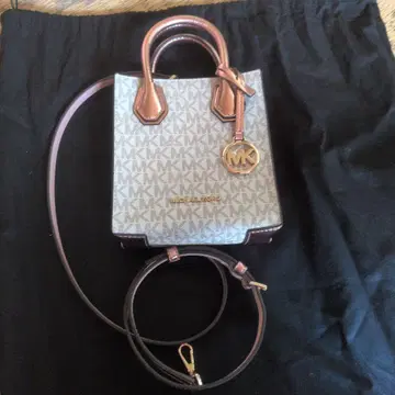 MICHAEL KORS Mercer 엑스트라 스몰 숄더백