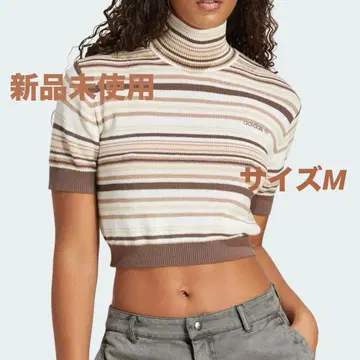 adidas 스트라이프 크롭 터틀넥 M 사이즈