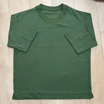 [ 새상품 ] 마가렛호웰 MIZUNO 반팔 T셔츠 그린 그린 사이즈 2