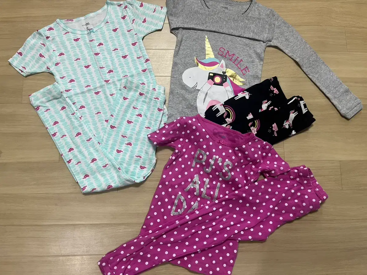 Simple Joys by Carters 파자마 세트 일괄