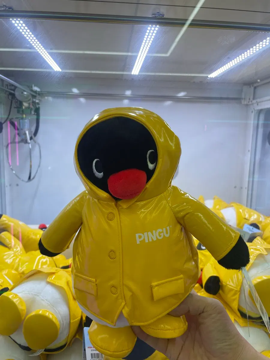 핑구 인형 노란색 레인코트 우비인형