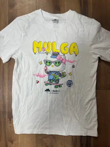 MULGA x Hello Kitty 콜라보 셔츠