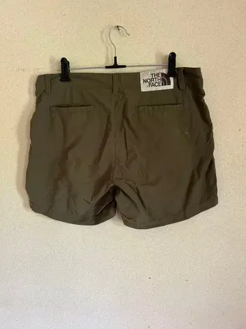 THE NORTH FACE 숏팬츠 카키 여성용 M 사이즈