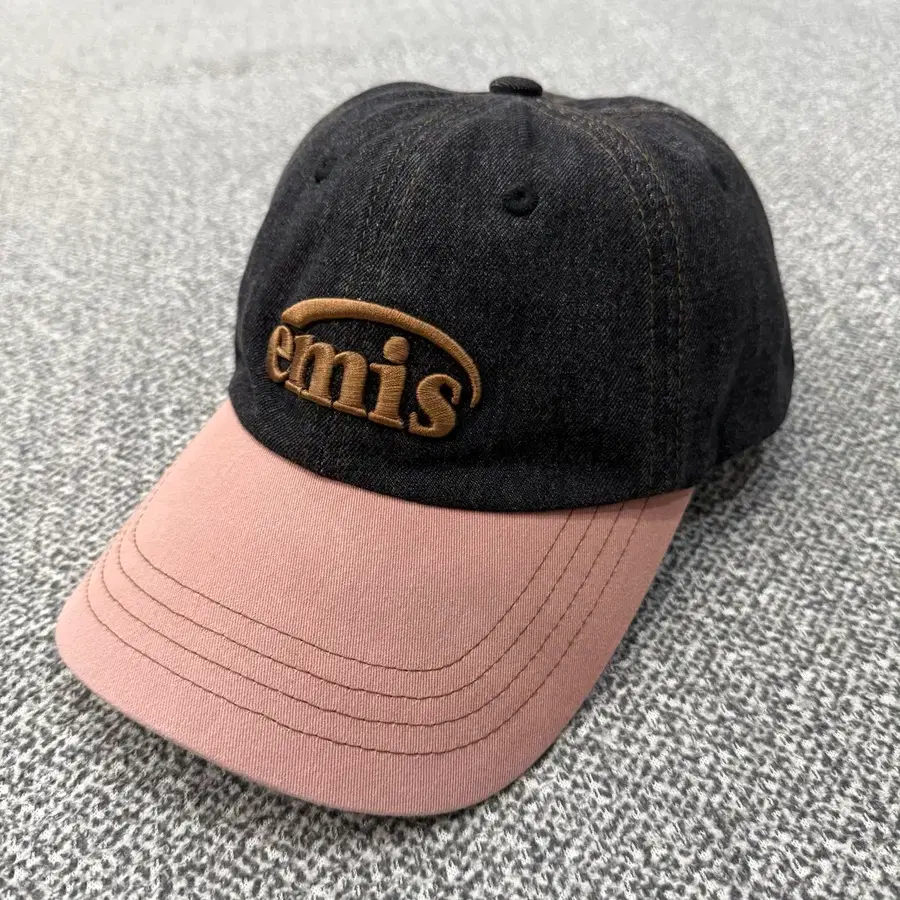 F 이미스 emis 투톤 블랙데님 핑크 볼캡 모자
