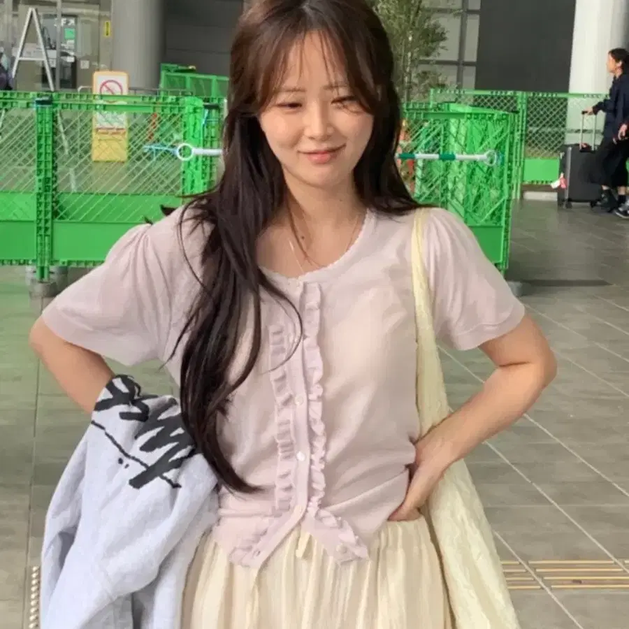 오이니 oinii 러플 가디건 연보라