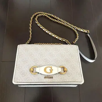 GUESS 체인 숄더백 화이트 올 패턴 골드 금장 장식