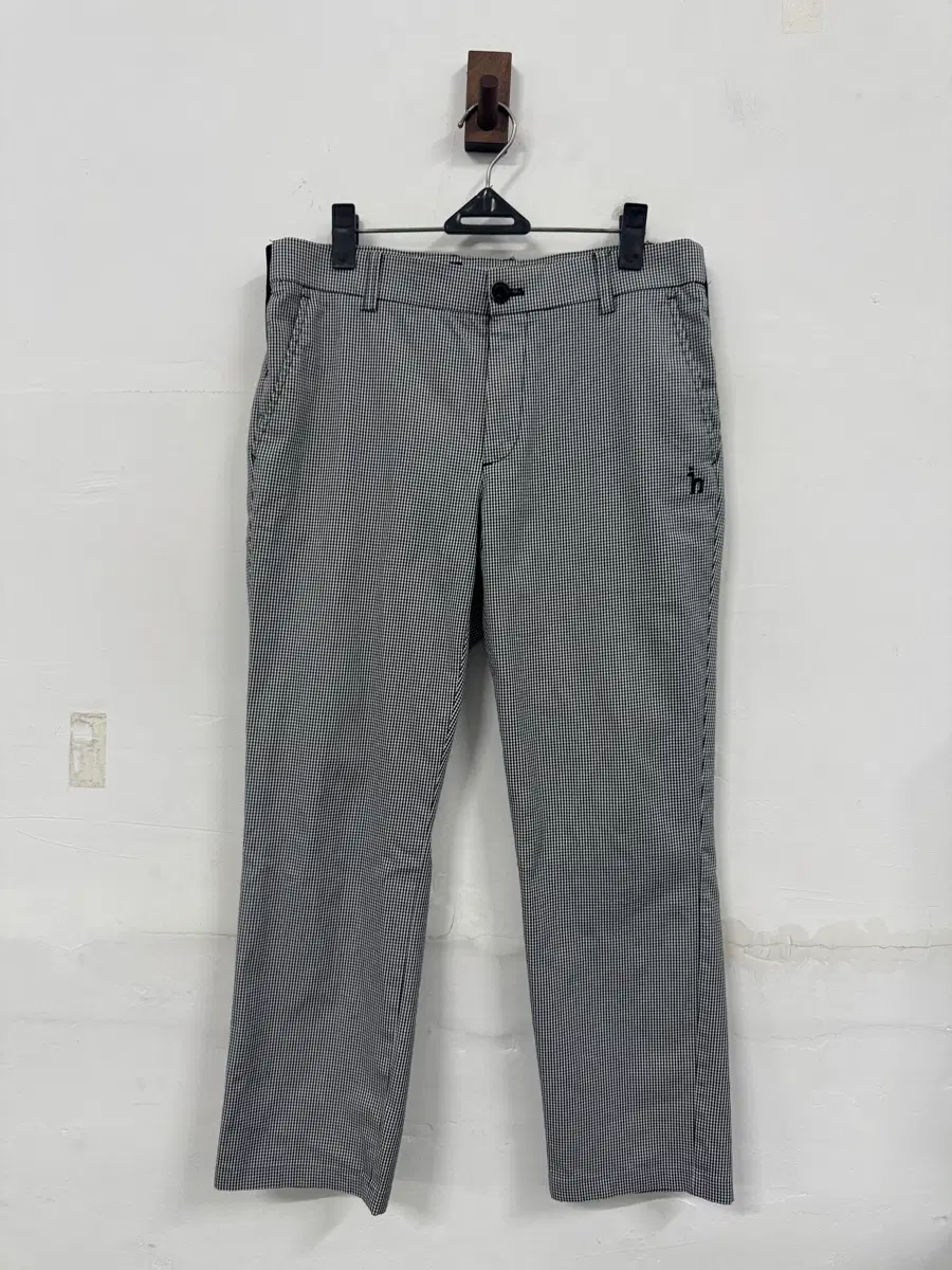 (31)헤지스골프 남자 22fw 팬츠